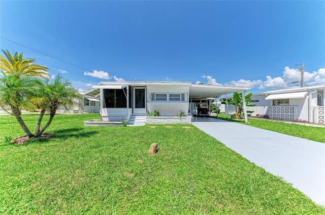 4924 OAKLAND HILLS AVE photo