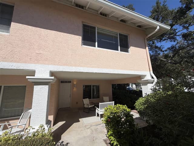 648 COHEN WAY photo