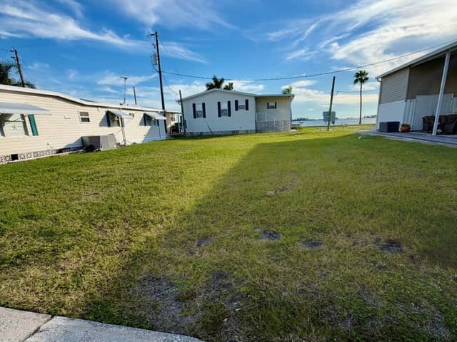 10315 CORTEZ RD W #21F photo