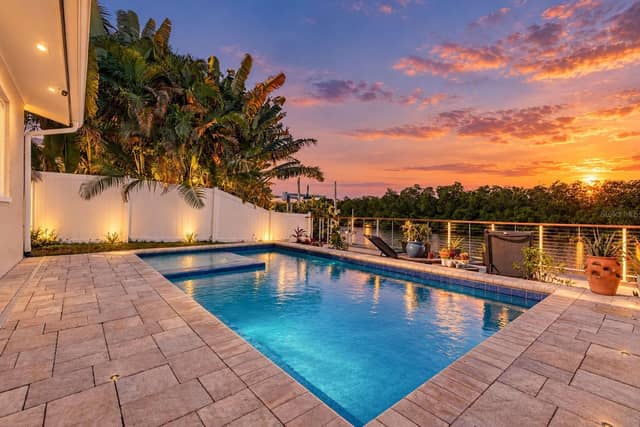 4606 BAY CREST DR photo