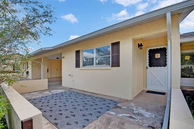 390 301 BLVD W #10C photo