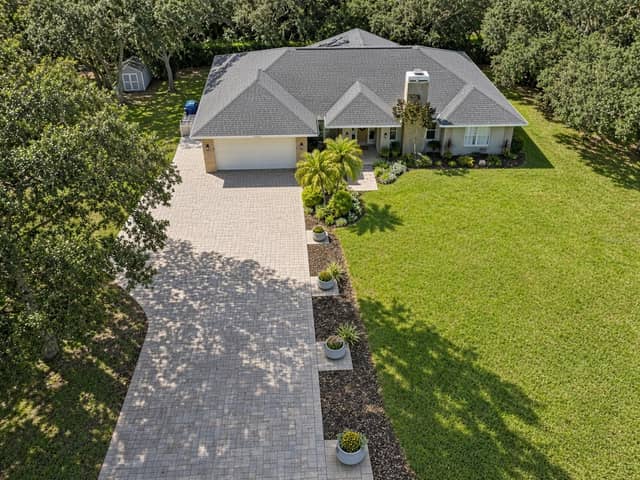13604 3RD AVE E photo