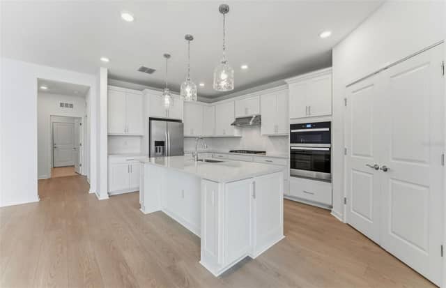 9738 AUTUMN RIDGE AVE photo