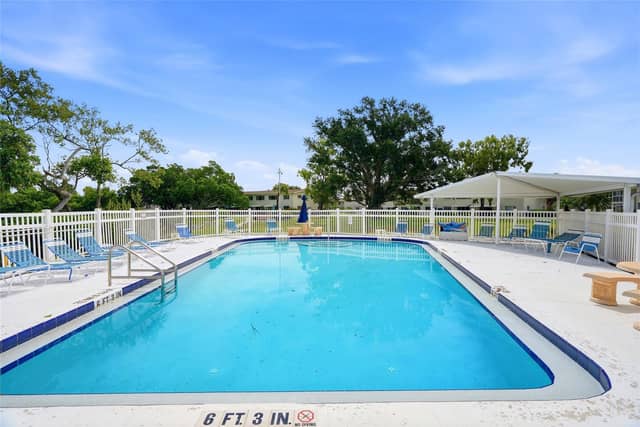 4570 OVERLOOK DR NE #175 photo