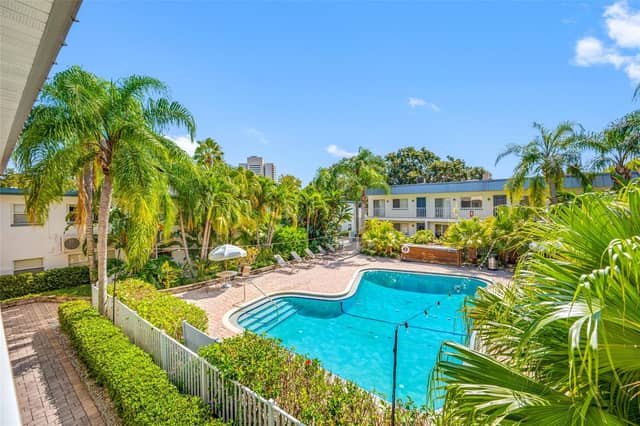 1405 S LORENZO AVE #02 photo