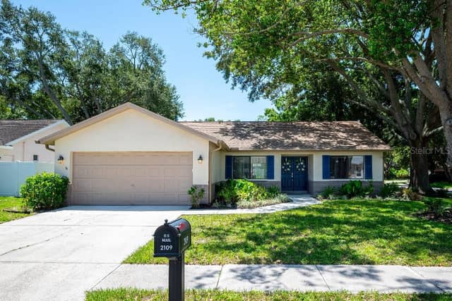 2109 CYPRESS POINT DR N photo