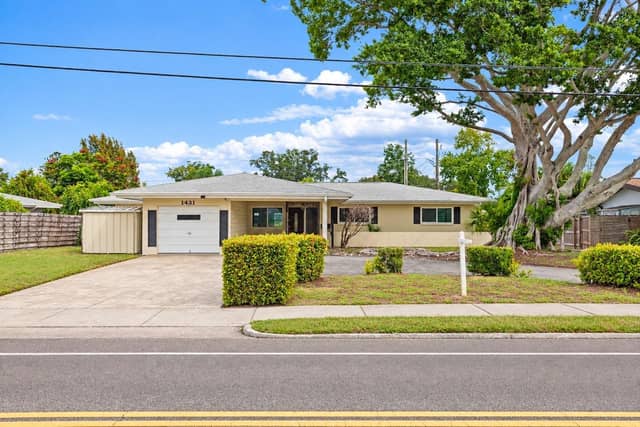 1431 PINELLAS POINT DR S photo