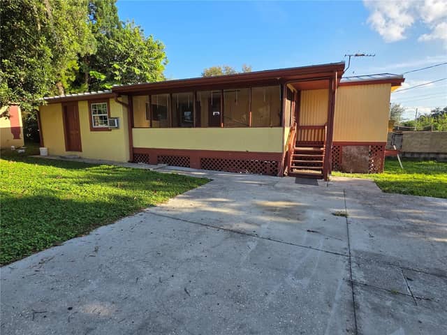 14900 PORTER ST photo