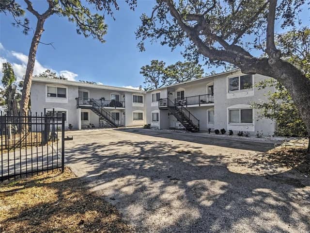 1092 COCOANUT AVE #5 photo