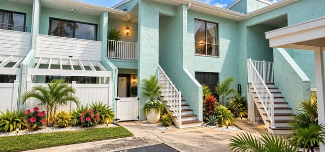 1 WINDRUSH BLVD #83 photo