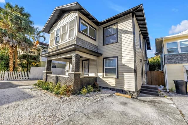 1010 GRANVILLE CT N photo