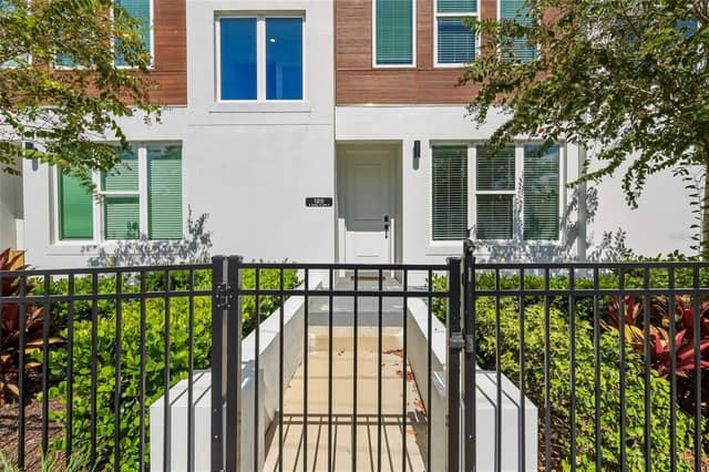 120 E GLADYS ST #5 photo